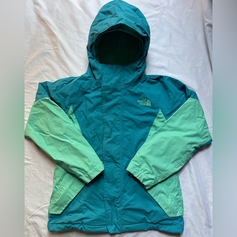 The North Face Triclimate Ski shell Hyvent Girls Size S 7/8 Jacket